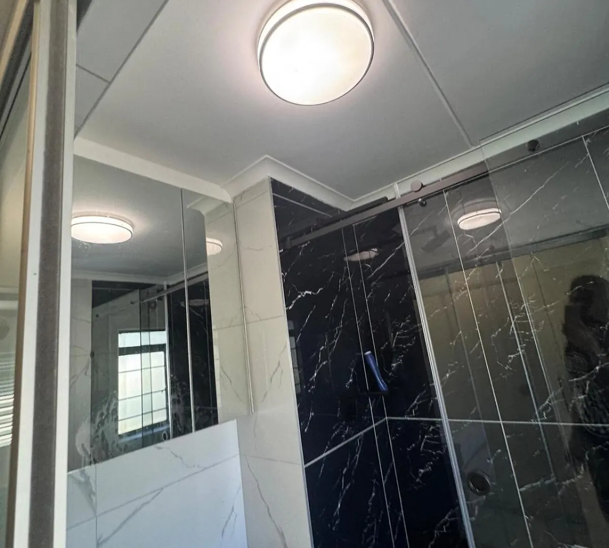 Trade With Armani Apartment Richwood South Africa